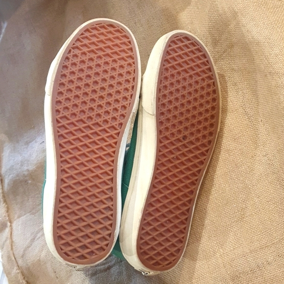 VANS SIZE 10 Green and White High Tops - Picture 6 of 6